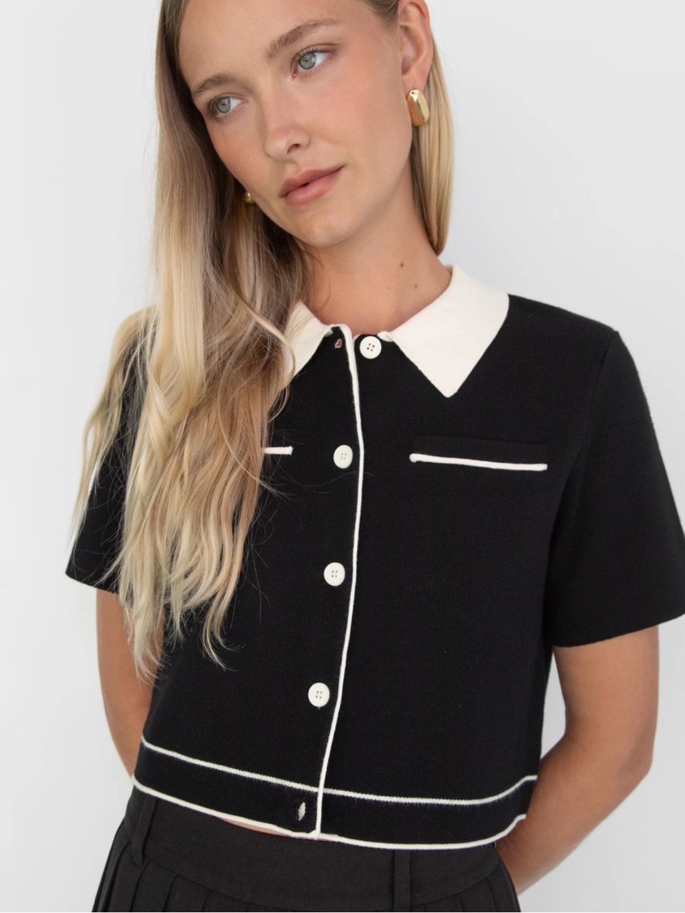 Oak + Fort CROPPED KNIT CONTRAST TRIM TOP